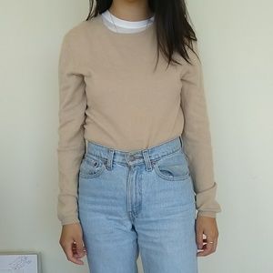 Baige cashmere sweater